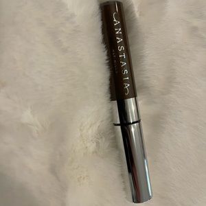 Anastasia Beverly Hills brow🤎